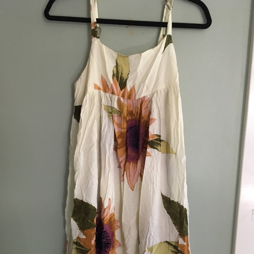 Floral flowy maxi dress  from kimchi blue